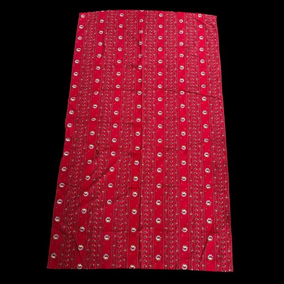 Handmade Christmas Goose Tablecloth Red Festive Wreath Bow 68” by 40” Retro Holi - Picture 2 of 5